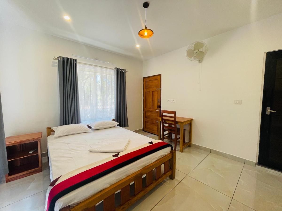 Apartamento Prakruthi Residency Munroeisland Mundrothuruth Exterior foto