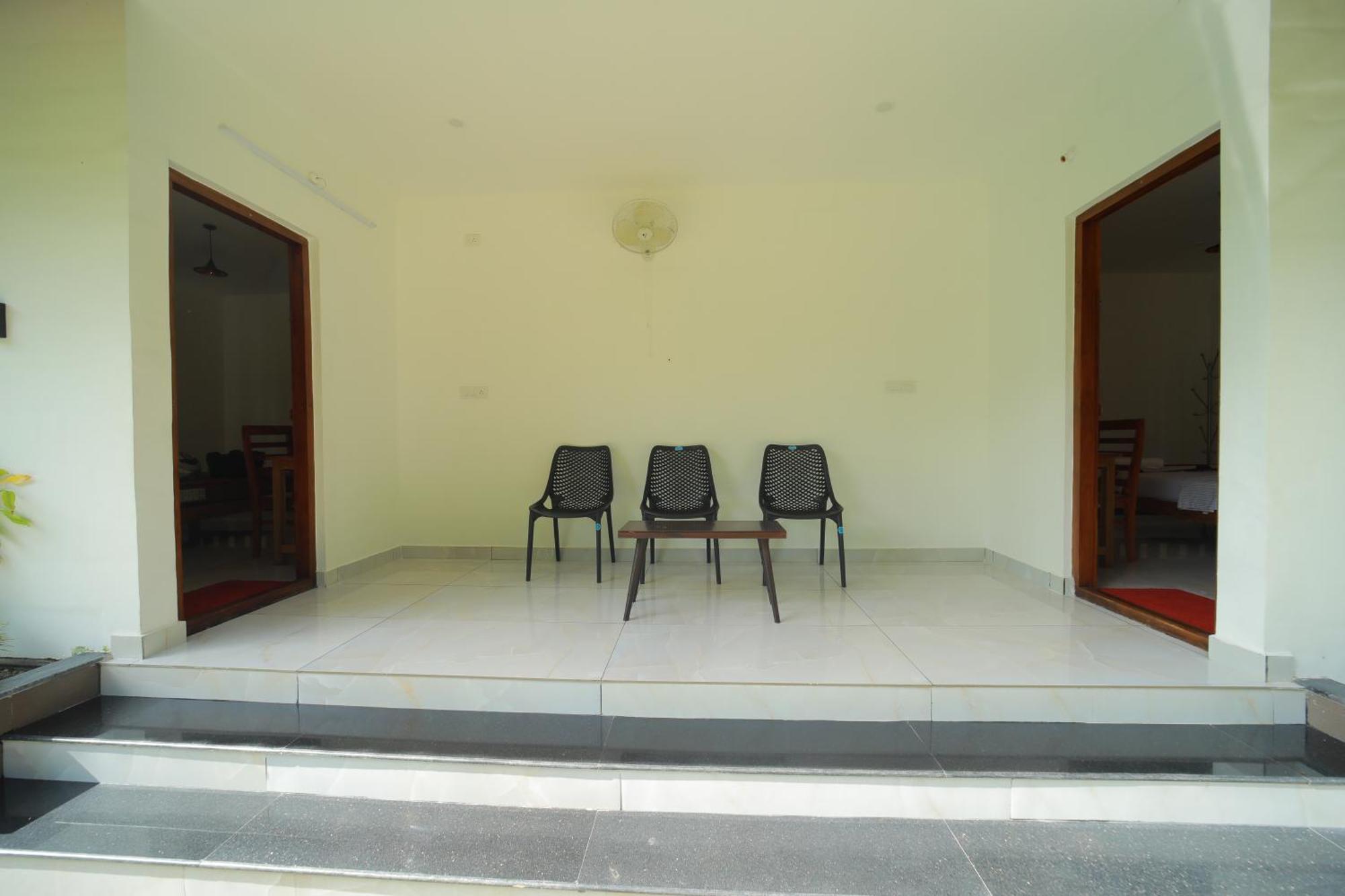 Apartamento Prakruthi Residency Munroeisland Mundrothuruth Exterior foto